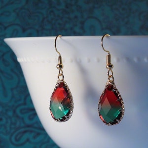 Red Green Earrings - Etsy UK