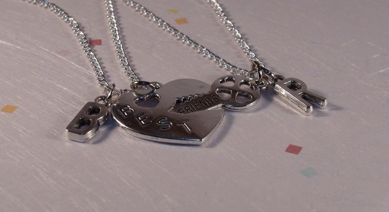 Best Friends Necklaces Split Heart Key Pendants - Best Friends Split Pendant Best Friends Necklaces Split Heart Key Pendants - Best Friends Split Pendant