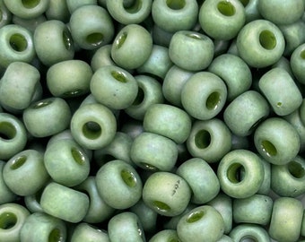 4mm Miyuki Rocailles Perlen Rund 6/0 Glasperlen matt pistazien grün 6-4698 | 5 Gramm