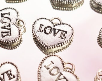 Heart Love Pendant Charms | Colore: Vintage Silver | 5 pezzi