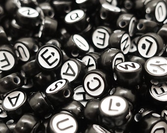 Letter beads mix letter beads 7 mm acrylic beads mix | 12.6 grams = approx. 100 pieces | Colors: Black, white | Punk, gothic, alternative