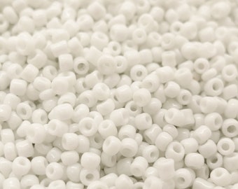 10g Glass seed beads 12/0 (2mm) white