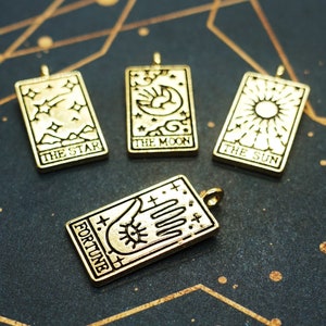 Tartot Card Charm The Star | The sun | The moon | Destiny | Colour: gold-bronze, black