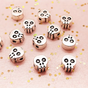 Skull Spacer Beads color: silver, alloy