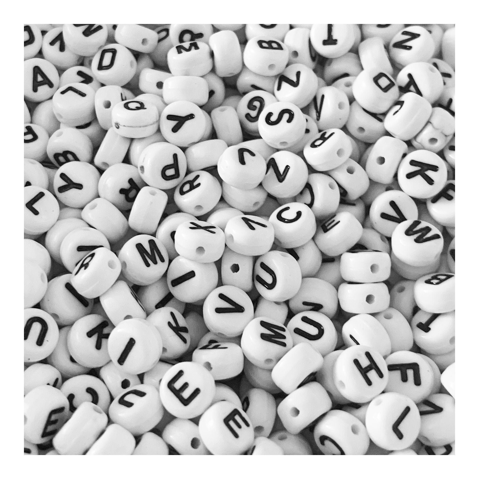 Plastic beads with letters - round D 6mm 40g white