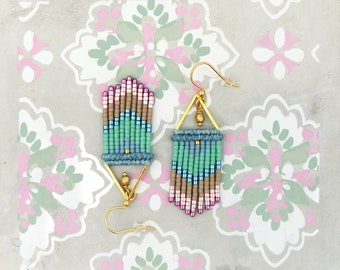 Hand woven chevrons earrings made of micromacrame and miyuki delica beads teal blue turquoise and fuchsia pink