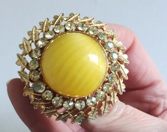 Vintage Lemon Yellow Dome Brooch