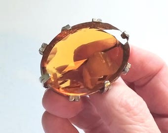 Vintage Honey Topaz Glass Brooch, Modernist Gold Tone Oval Pin