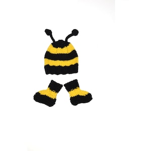Hand Knitted Bumble Bee Baby Costume Set, Hat and Socks for Photography or Photo Shoot