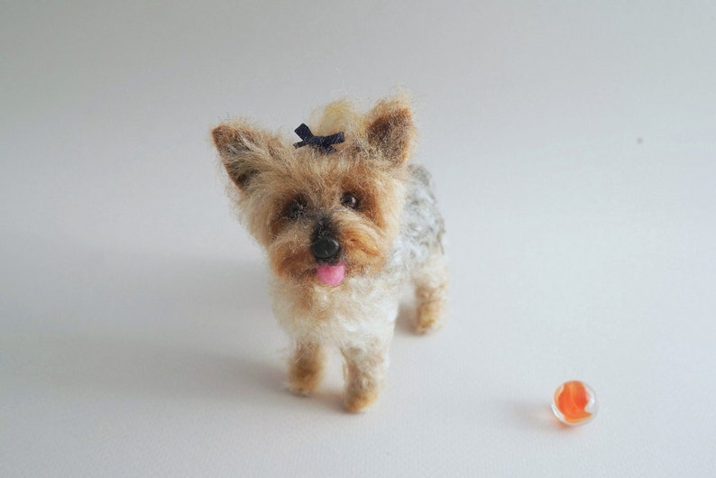 Needle Felted Dog Yorkie, Yorkshire Terrier Puppy, Custom Pet Portrait Sculpture Wool Felt Animal, Handmade Pet Replica Miniature, Blythe image 5