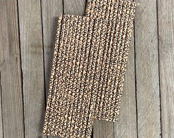 50 Cheetah Print Paper Straws - Animal Print Paper Straws - Safari Jungle Zoo Birthday Party Supply - Cake Pop Sticks - Free Shipping