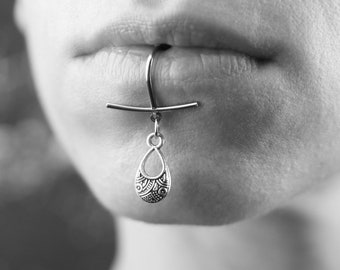 Lip Cuff Fake Piercing Lippen Manschette Labret