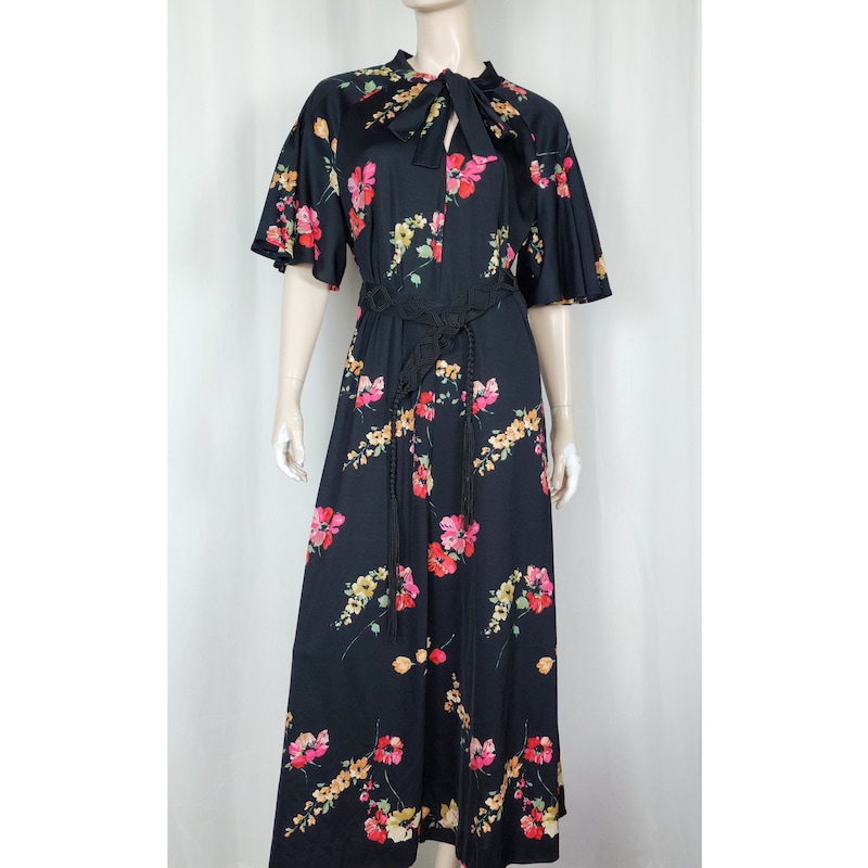 70's Belted Neutral Knee Length Tie Neck Dress