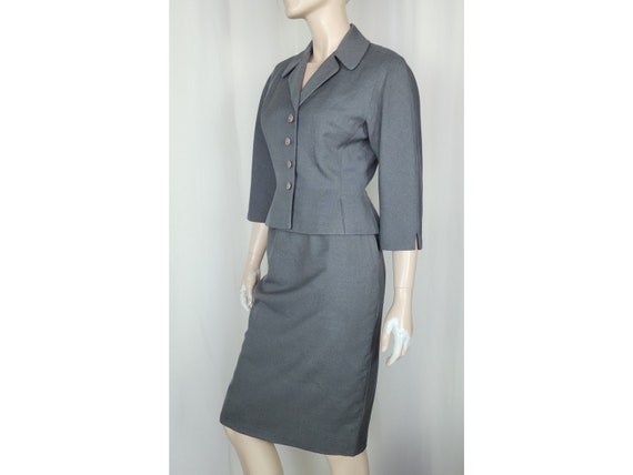 Vtg 1950s Auckie Sanft grey wool skirt suit set |… - image 3