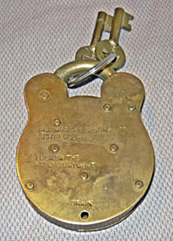 Antique Square (JAS) Antique Square (JAS)