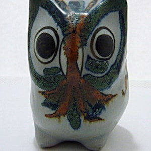 Jorge Wilmot or Ken Edwards?  Vintage 5" tsll Mexican Ceramic Owl