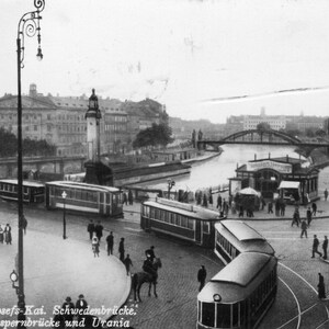 Vienne, Autriche Urania , Carte postale vintage, courrier passé, tramways vintage , Vues vintage de l’Autriche