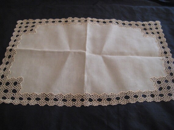 Beige Crochet Table Runner Tan Dresser Runner Bedroom Boudoir Runner French Farmhouse Shabby Country Chic Home Decor
