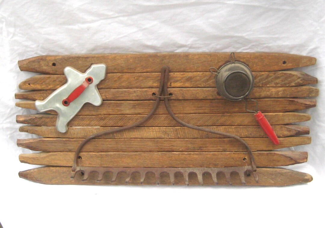 Antique Slat Wood Wall Hanging Rake Hooks, Kitchen Hooks Utensil ...