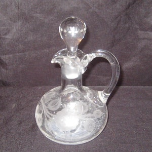 Vintage clear glass cruet, oil vinegar jar, glass stopper, embossed frosted floral design, mid century, ornate decorative, farmhouse decor