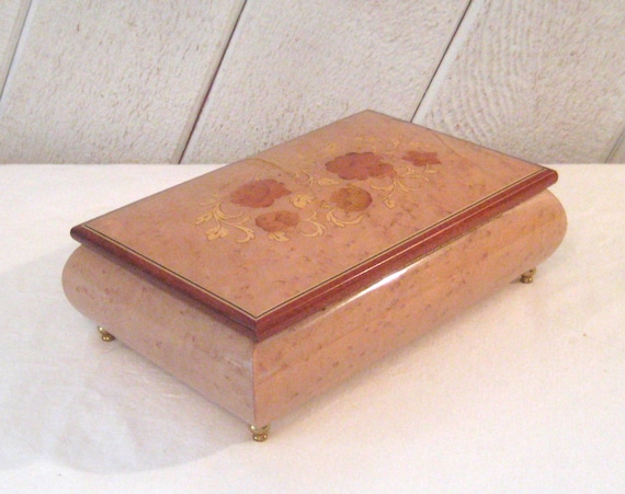 Antique decorative lucite box, footed musical jew… - image 1