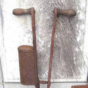 Antique wood seeder, barn red brown, rusty metal, vintage farm equipment, depression era, 20s 30s 40s, primitive prims farmhouse decor