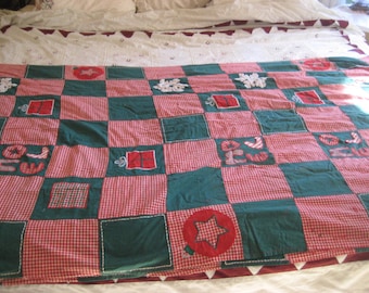 Christmas quilt top, red and green quilt top, patchwork holiday quilt, applique, primitive Christmas