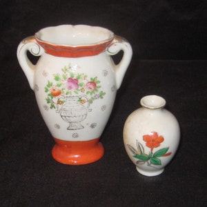 Pair of antique petite vases, small double handle urn vase, orange white gold, decorative flowers, made in Occupied Japan, mid century, 40s