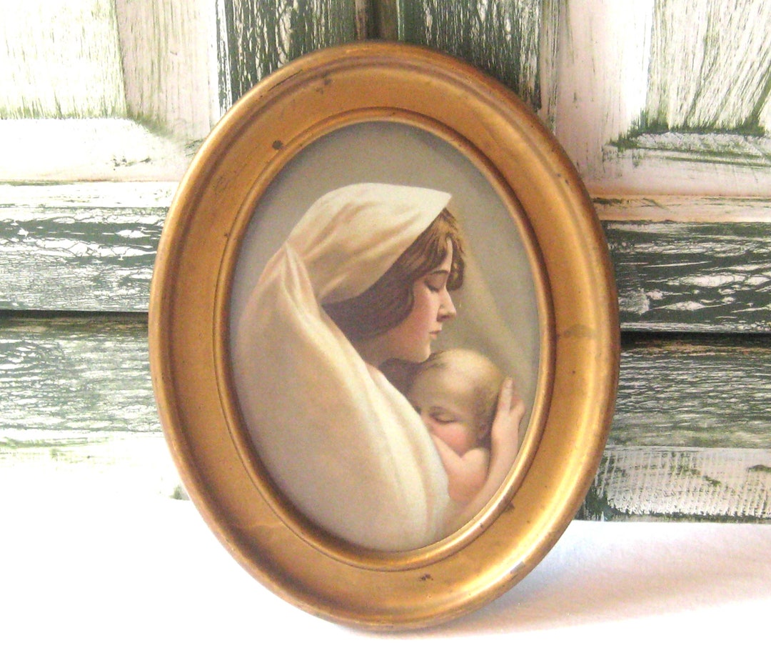 Vintage Mother and Baby Print Oval Wall Hanging, Gold Metal Frame ...