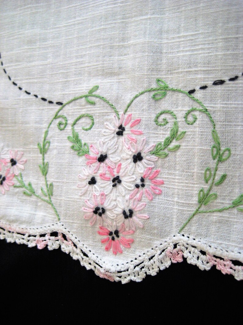 hand done 1950s pink Vinate embroidered runner mid century white floral table dresser runner crochet trim vintage hand made