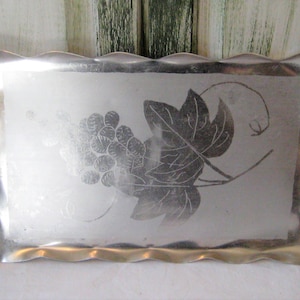 Vintage silver tone rectangle metal tray, aluminum lightweight, ruffled sides rim, grapes, drink food serving tray, rustic mid century 1950s