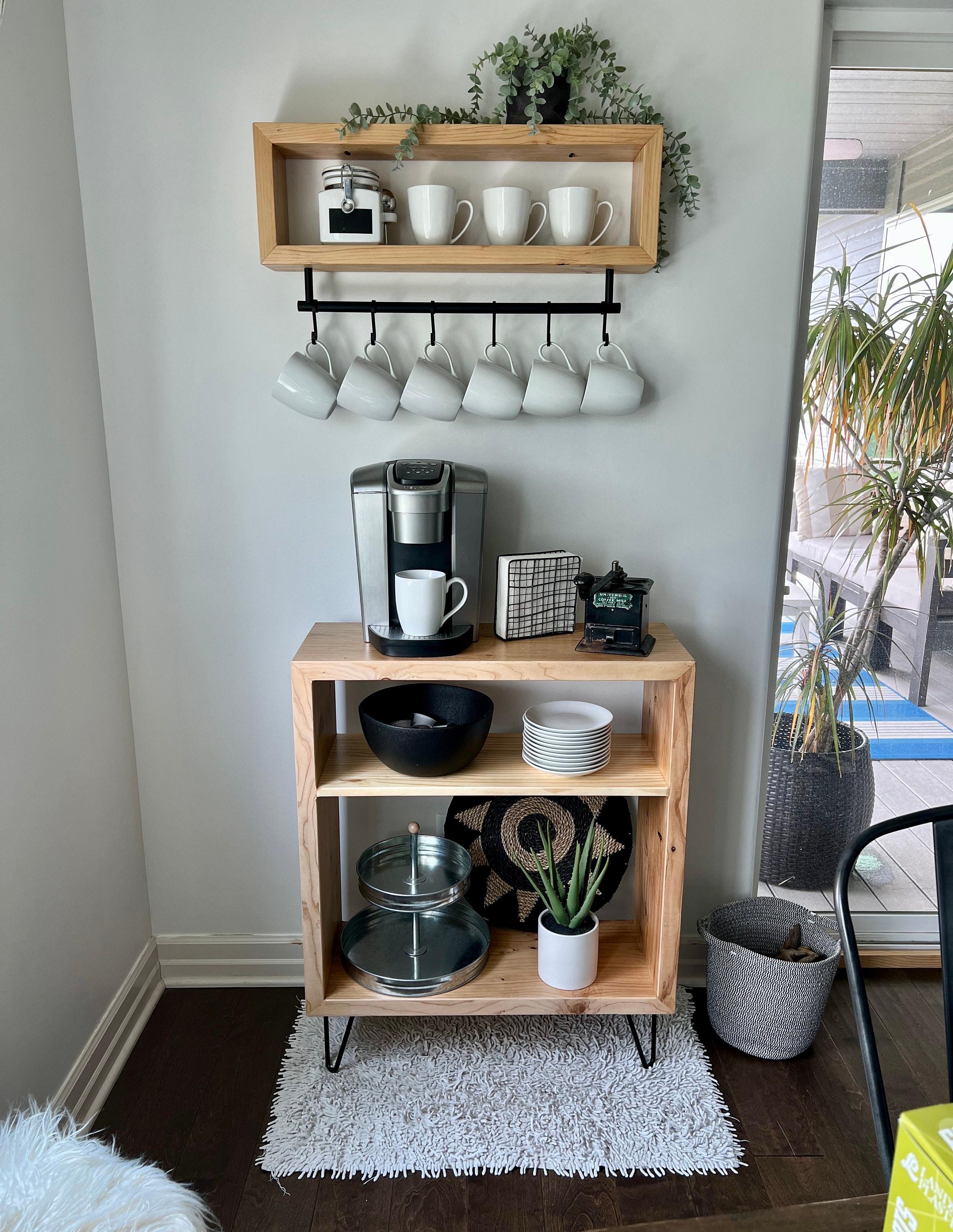 3-Tier Cube Storage Shelf, Wall-mounted Coffee Station