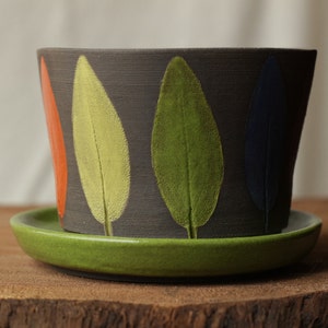 Rainbow sage leaf planter and saucer, black stoneware clay, wheel thrown, handmade image 10