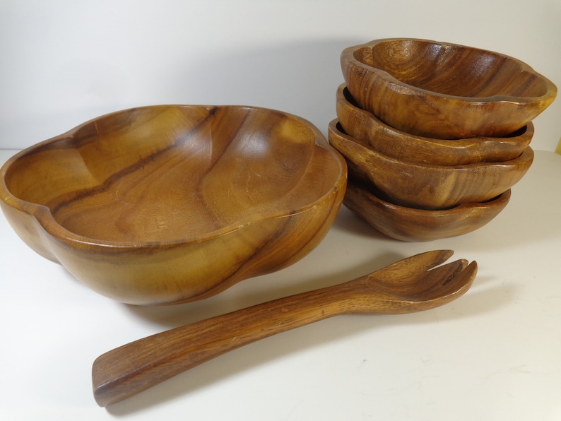 Vintage Wood Salad Bowl Set Hand Carved Serving Bowl & 4 Salad Bowls