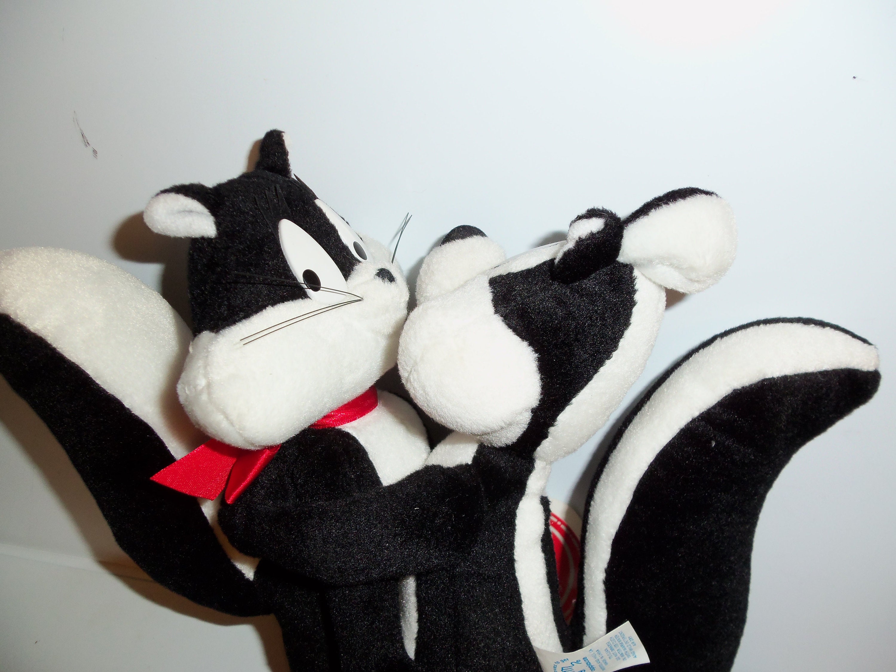 90s Pepe Le Pew Penelope Plush Cat Skunk Doll Looney Tunes