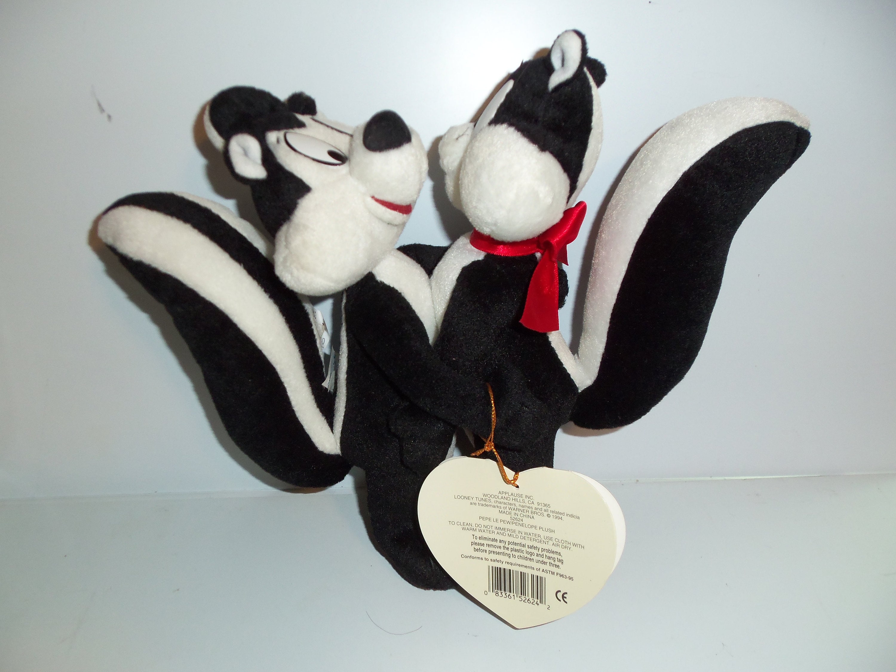 90s Pepe Le Pew Penelope Plush Cat Skunk Doll Looney Tunes