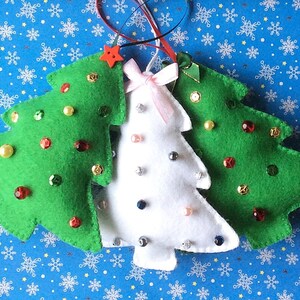 Felt Christmas tree decoration sewing pattern.