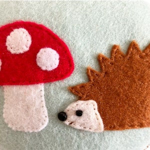 Hedgehog and Toadstool Pincushion Felt Appliqué PDF Sewing Pattern image 2