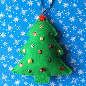 Felt crafts - Christmas tree decoration sewing pattern.