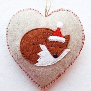 Santa Fox Heart Ornament PDF Sewing Pattern - Christmas Decoration - Felt Crafts - Easy to Sew