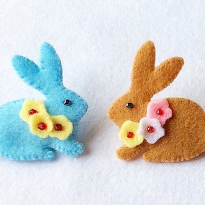 Bunny Brooch Pin PDF Sewing Pattern, Felt Crafts, Instant Download, Easy to Sew image 1