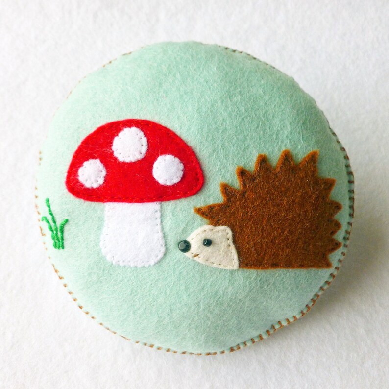 Hedgehog and Toadstool Pincushion Felt Appliqué PDF Sewing Pattern image 5