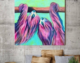Impression sur toile de paresseux suspendue colorée, peinture de paresseux à trois doigts, décor de pépinière sur le thème de la jungle, art mural aquarelle lumineuse, chambre d'enfant vert rose