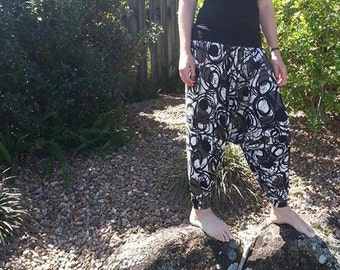 Holiday Harem pants pattern - PDF pattern - Adult XS to 4XL