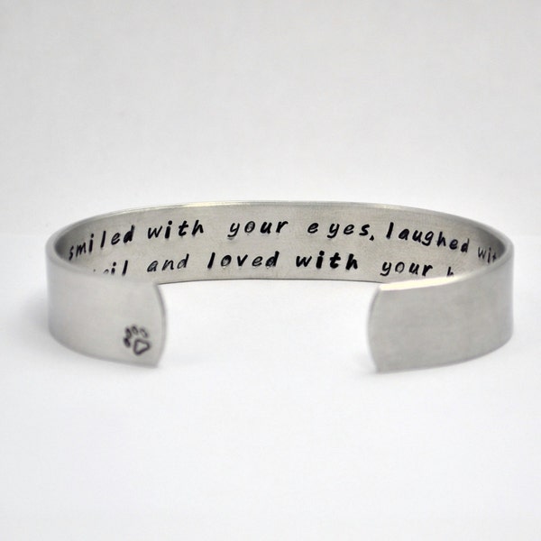 Pet loss bracelet / Pet memorial gift / Pet Sympathy Gift / Pet lover Gift / Gifts under 30/ Unique Gift ideas / Gifts for Dog lovers /