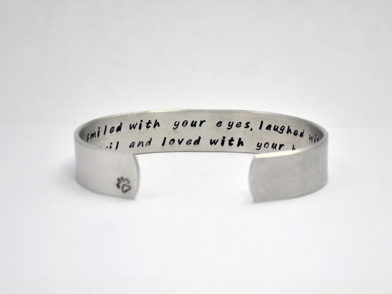 Pet loss bracelet / Pet memorial gift / Pet Sympathy Gift / Pet lover Gift / Gifts under 30/ Unique Gift ideas / Gifts for Dog lovers / 