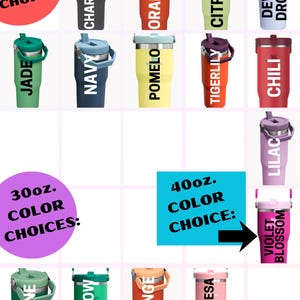 Peut inclure: Pr&eacute;sentation de gobelets isothermes de diff&eacute;rentes couleurs, dont charbon, orange, citron et ros&eacute;e. L'image pr&eacute;sente des options de 20 oz, 30 oz et 40 oz, avec des couleurs comme jade, marine et violet blossom. Chaque gobelet a une poign&eacute;e et une paille.