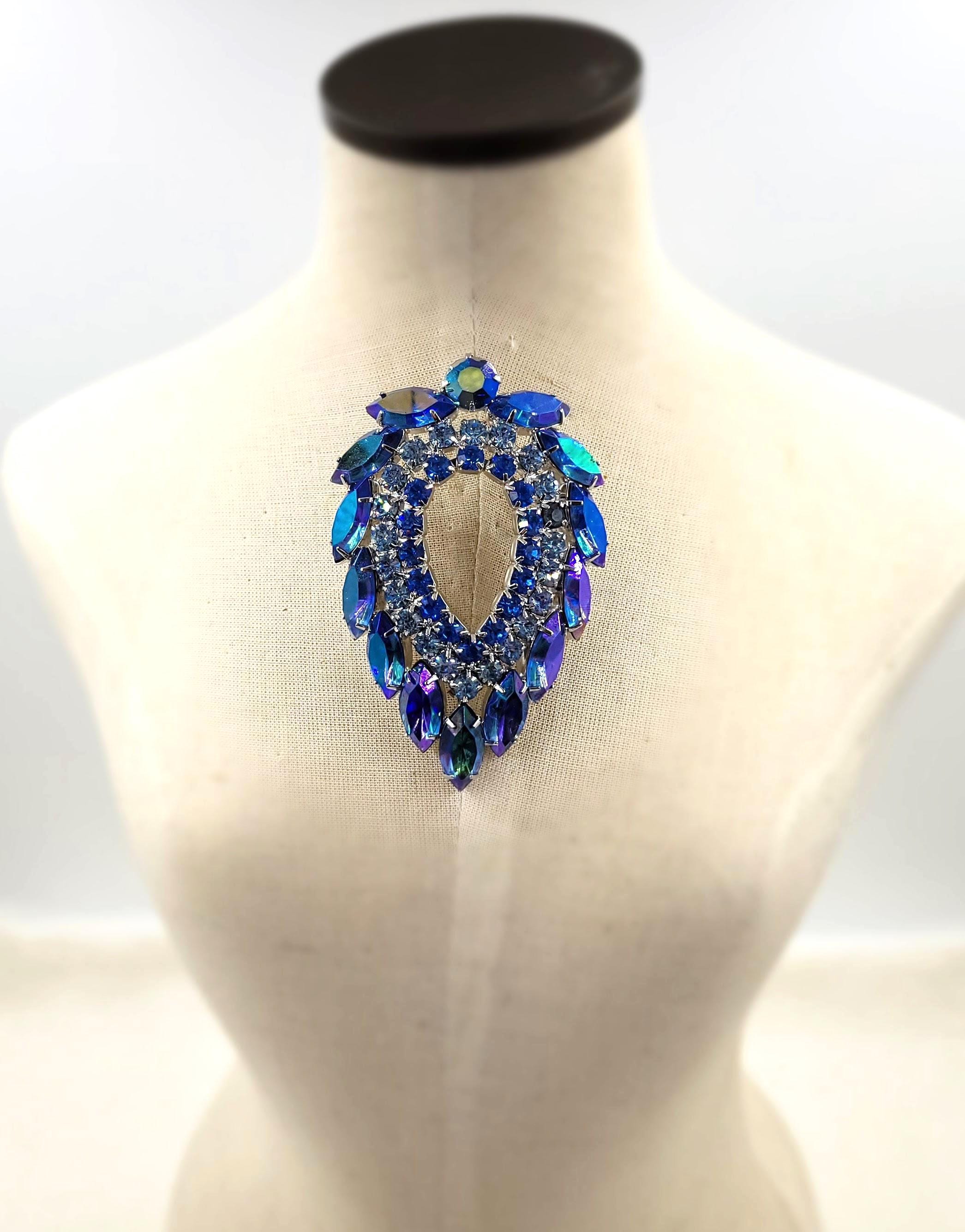 No.0258　ヴィンテージJULIANA　アクアブルースクエアブローチ No.0258 ヴィンテージJULIANA アクアブルースクエアブローチ
