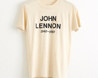 Vintage 1980 John LennonMemorial T-Shirt - Beige Rock Tee Gr. 38