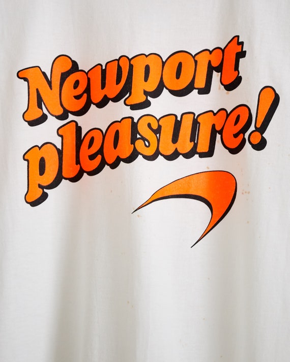 VTG 1980s Newport Pleasure T Shirt Sz. L Large Deadstock Alive